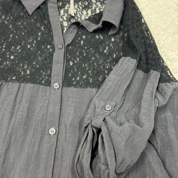 FREE PEOPLE SWING BUTTON DOWN TOP MIXED MEDIA LACE SEMI CROPPED LOOSE - Picture 4 of 7